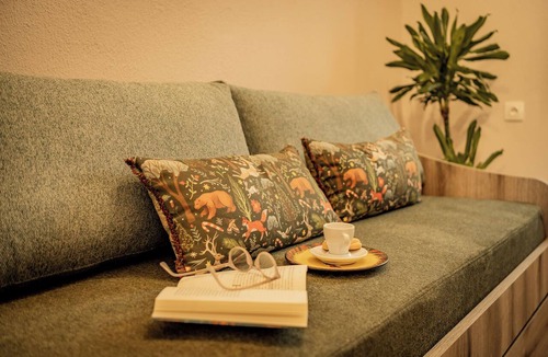 Lagkadas Apartment | Sochos - Sohos Traditional Homes - "Rakovo" -Located right next to the mountain.