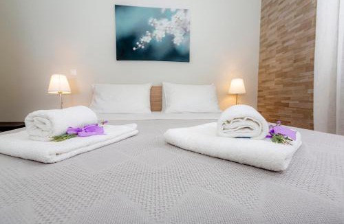 Glyfada Apartment | sofia's apart 4u (114)