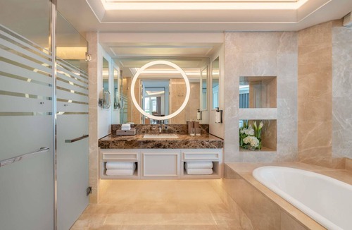 Nana Hotel | Sofitel Bangkok Sukhumvit