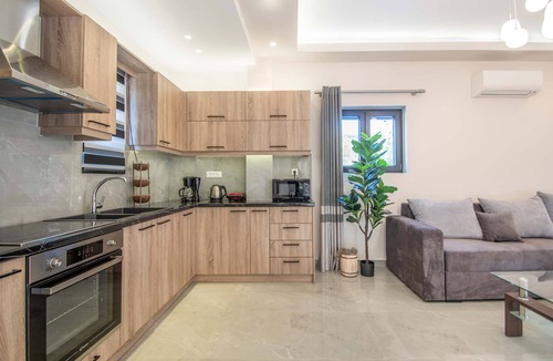 Argassi Villa | Sokrates and Oresti - Three Bedroom Villa, Sleeps 6