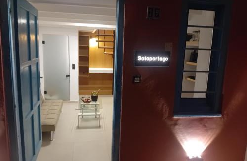 Old Town Apartment | Sotoportego