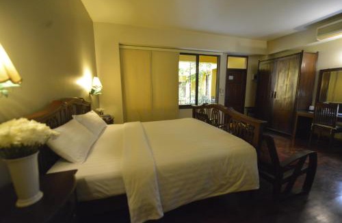 Khao San Hotel | Sourire at Rattanakosin Island Hotel