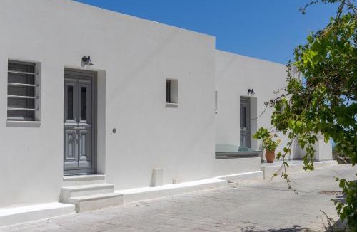 Mournies Apartment | South Akro