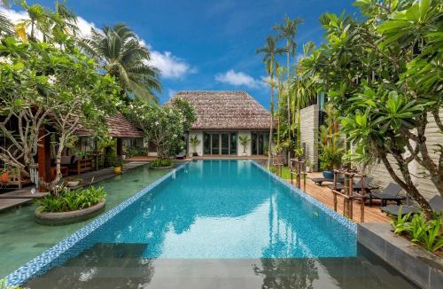 Choeng Thale Villa | Spacious 5-bedroom private villa for groups of up to 12 guests