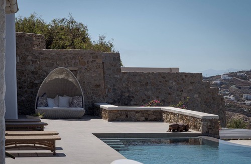 Agios Ioannis House | Spacious 6-bedroom house with WiFi and AC in lovely Mykonos