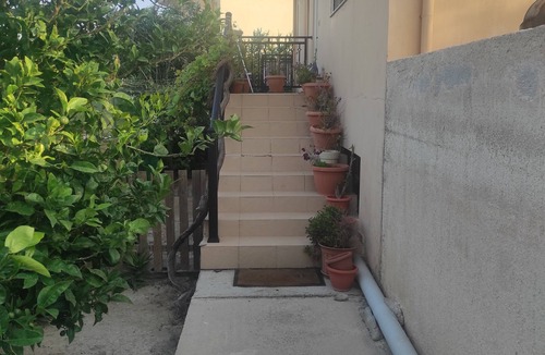Ierapetra House | Spacious Room with a Private Bathroom - Stay with a Cretan Family!