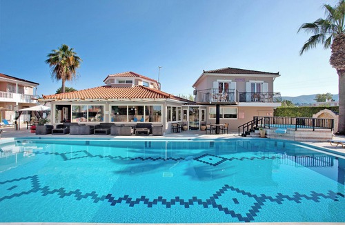 Agrilia Apartment | Standard Studio "Paradise Zante Standard Studio 7" with Shared Pool & Wi-Fi