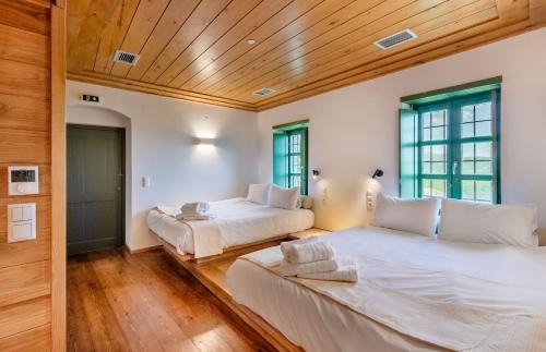 Vitsa Hostel | Starry Land