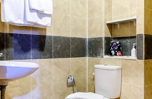 Chang Phueak Hotel | STAY MAYB