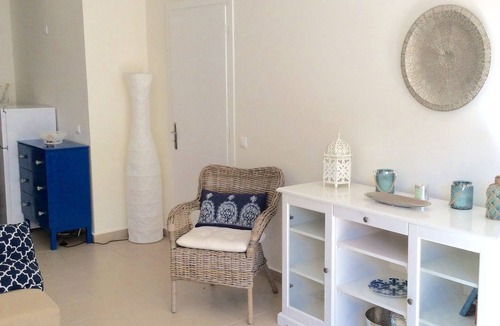 Karavomylos Apartment | Steps from the Ionian Sea, literally 10m from barefoot bliss!