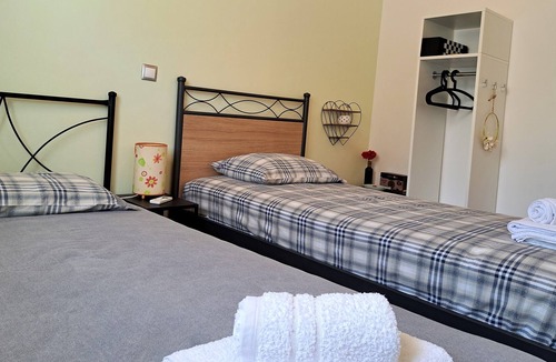 Kiparissia House | Stone cottage near the center of Kyparissia