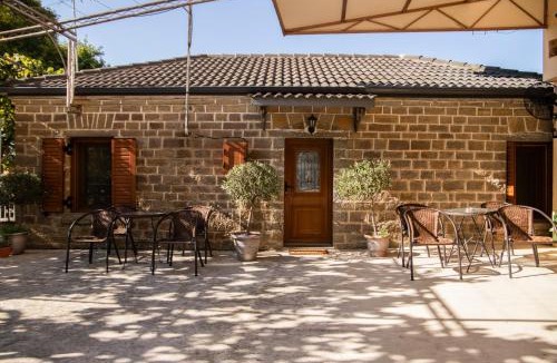 Pamvotida Apartment | Stone House 1954