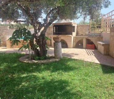 Tavronitis Apartment | Stone House by the Sea