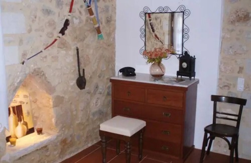 Roumeli Villa | Stone Villas House.