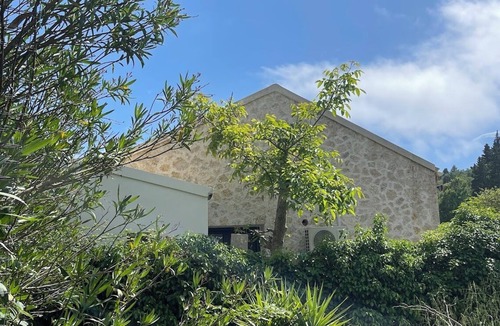 Corfu Villa | Stones family villa near beach