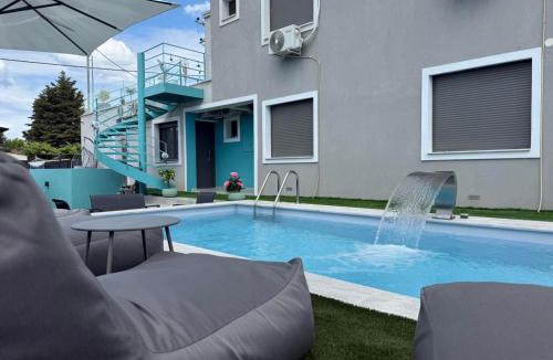 Keramoti House | STREET 90 LuX APARTS