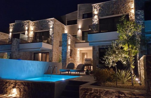 Psakoudia Villa | Strovilla Gaia Private Beachfront Villa