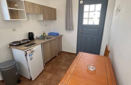 Emporio Apartment | Studio Apartment 'Double Room - 202' with Sea View, Wi-Fi and Air Conditioning