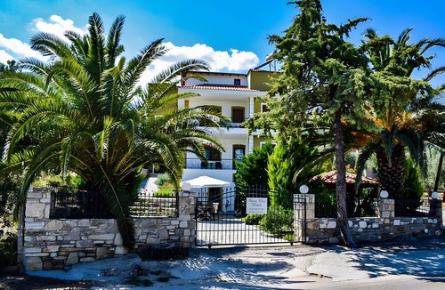 Koinira Apartment | Studio Apartment 'Double Sea View' with Balcony, Wi-Fi and Air Conditioning