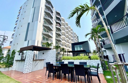 Kram Condo | Studio High floor, AC, Well equiped Kichen, beautiful balcony view