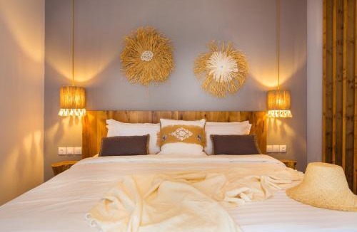 Vourkari Apartment | studio lefkes kea