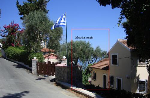 Agia Pelagia Chlomou House | Studio Nausica. a sense of paradise!