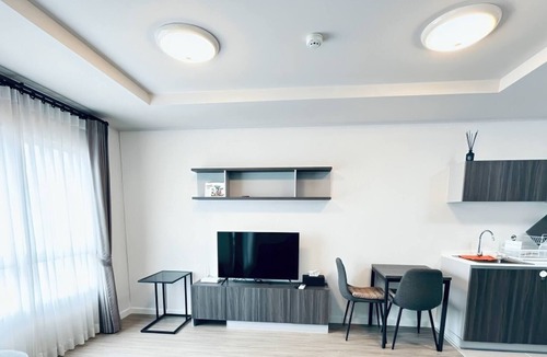 Chiang Mai Apartment | Studio Near Mall Street Parking