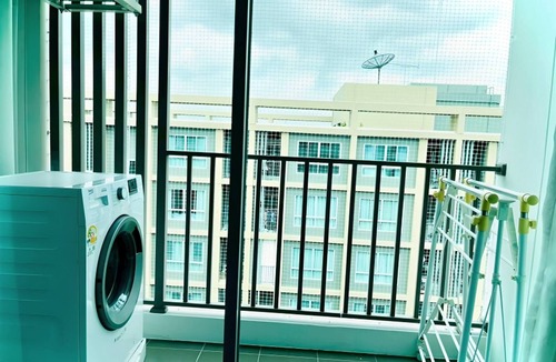 Chiang Mai Apartment | Studio Near Mall Street Parking
