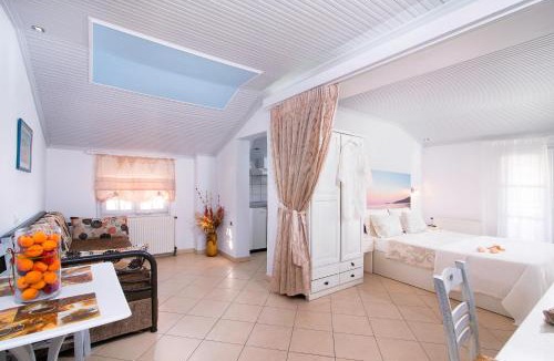 Potos Apartment | Studios Kira Veta