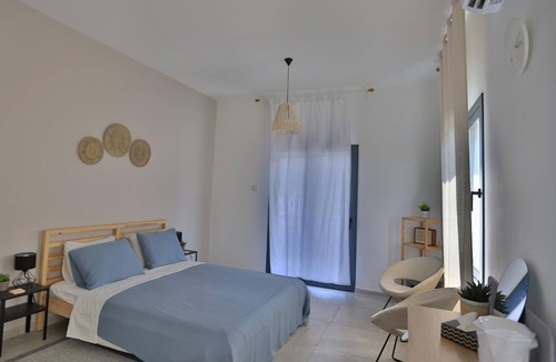 Kyrenia District Apartment | Stunning Seaview Haven 3 min to Beach in Lapta