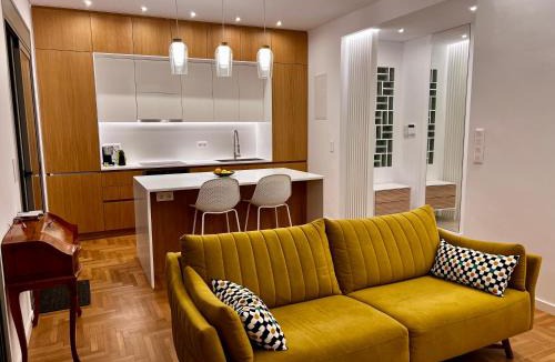 Pasalimani Apartment | Stunning View Zeas Marina - 2 bedrooms