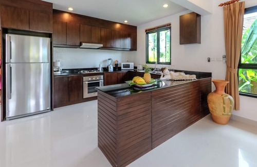 Ban Saiyuan Villa | Stunning Villa with 2BR Pool, few minutes drive to Naiharn Beach