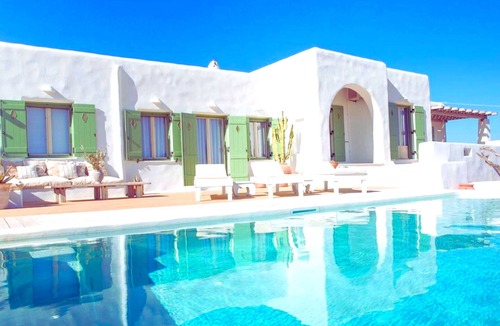 Paros Villa | Stunning Villa With Pool.