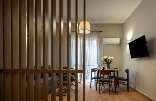 Petralona Apartment | Stylish apartments near Thisio