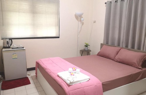 Khlong San House | Suanplu Hostel