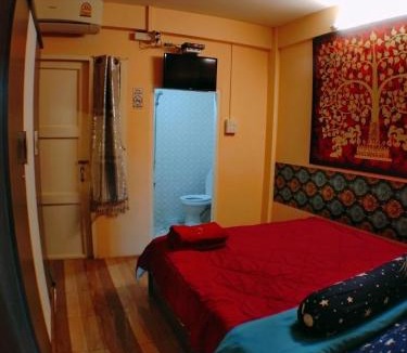 Khu Khot Apartment | Suansin Art Garden