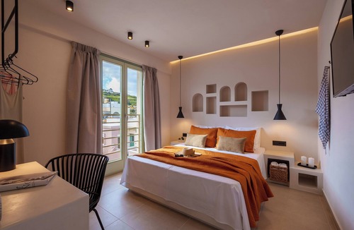 Santorini Villa | Sugarwhite Suites