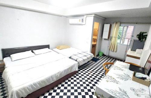 Dok Mai Hotel | Sukhum Suvarnabhumi Airport Guest House