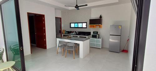 Hua Thanon House | Suksan Pool View Apartment 3