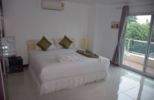 Sing Buri Hotel | Sumali Villa