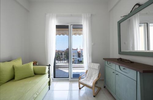 Gerakini Apartment | Summer Vibes by Luxlikehome