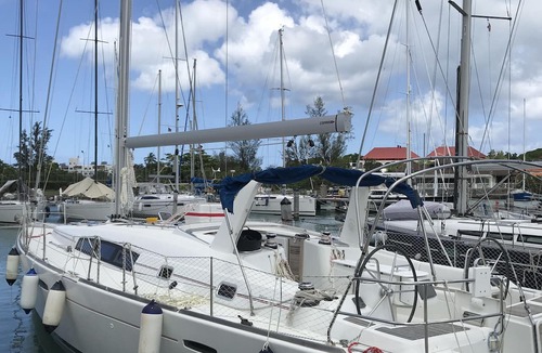 Paleros Boat Rental | Sun-Kissed Sailing Adventure in the Ionian Islands