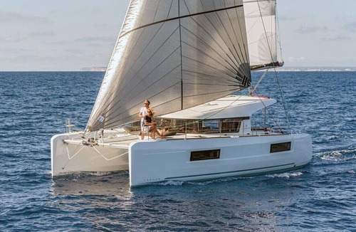 Pasalimani Boat Rental | Sun-Kissed Sailing Adventure in Islas Sarónicas