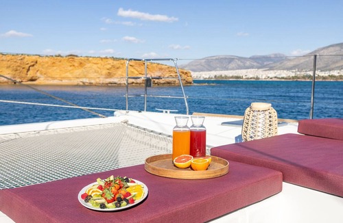 Alimos Boat Rental | Sun-Kissed Sailing Adventure in Islas Sarónicas