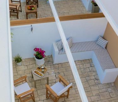 Agrilia Apartment | Suncourt Lux Rooms