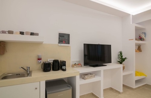 Agrilia Apartment | Suncourt Lux Rooms - Twin/Double Room N2