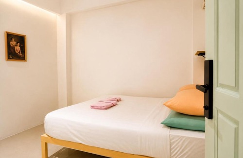 Chana Songkhram Hotel | Sunday Afternoon - Pool Stay Old Town Bangkok