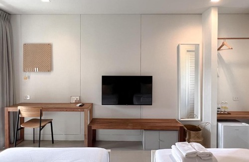 Chim Phli Hotel | SUNKISS
