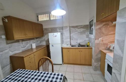 Nikaia-Agios Ioannis Rentis Apartment | Sunny Dream House