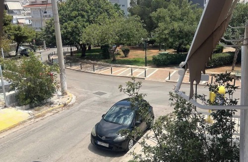 Alimos Apartment | Sunny Escape in Alimos, close to the beach